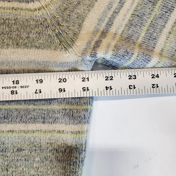 Woolrich Women's Striped‎ Crew Neck 100% Lambs Wool Long Sleeve Sweater Size L - Picture 10 of 11